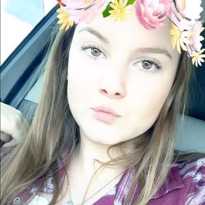 Meet your Posher, Kenzie